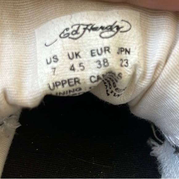 Colorful Graphic Low-Top Sneakers - Picture 3 of 4